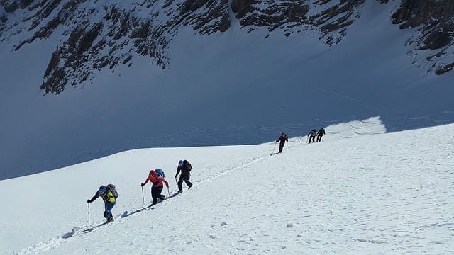 スキーツアーで楽しむ雪山の魅力